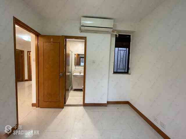 Sai Ying Pun - Hing Wah House 04