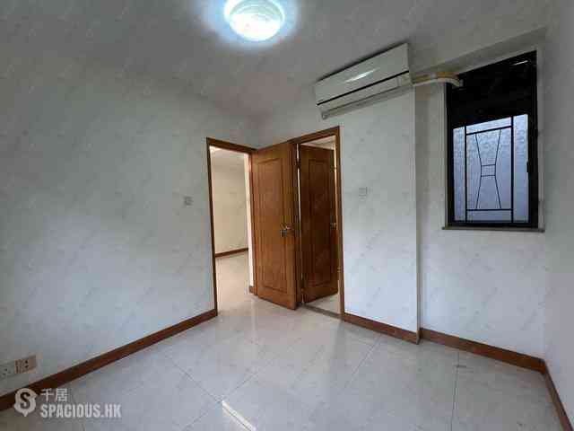 Sai Ying Pun - Hing Wah House 26