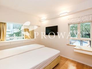 Mid Levels Central - Goldwin Heights 04