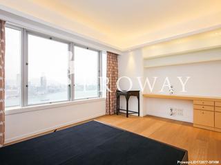 Wan Chai - Convention Plaza Apartments 10