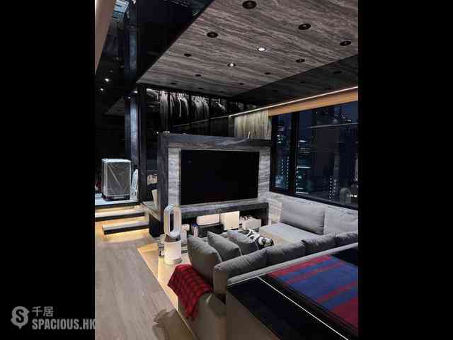 Soho - Sunrise House 01