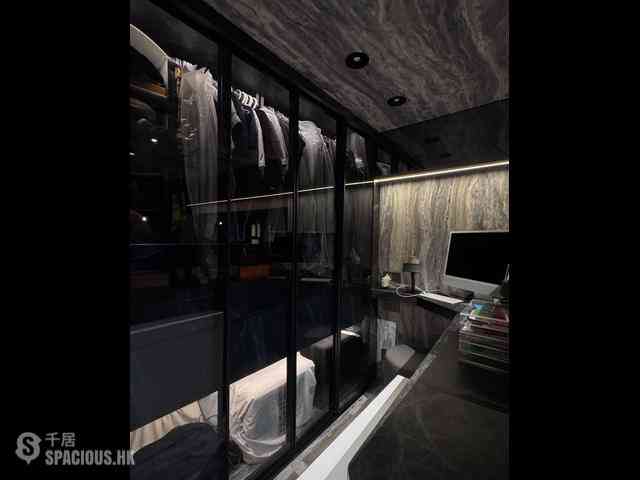 Soho - Sunrise House 04