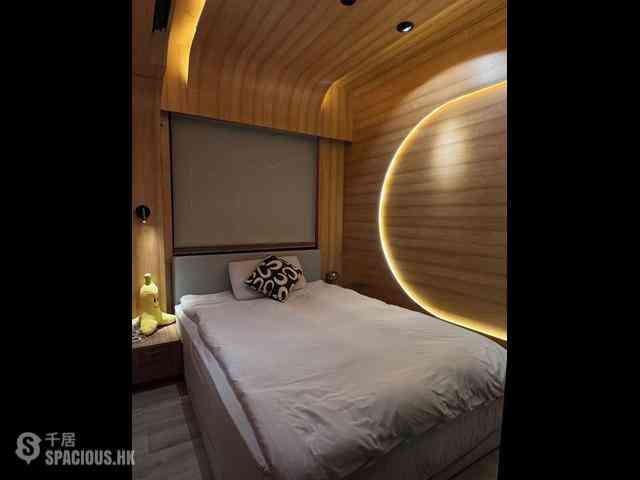 Soho - Sunrise House 06