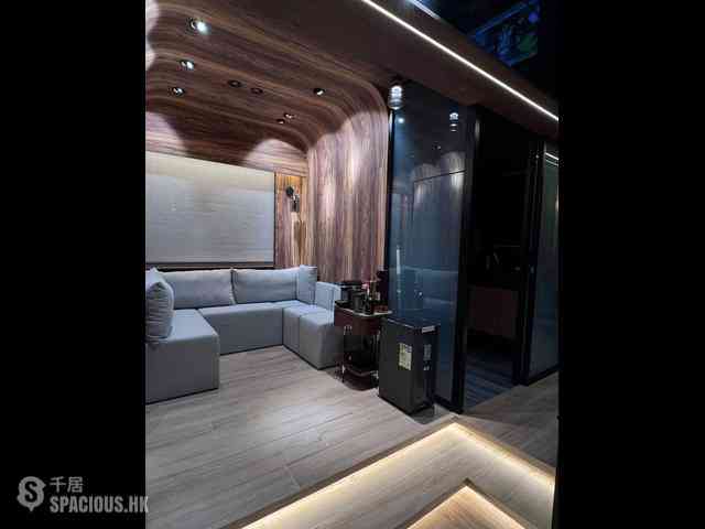 Soho - Sunrise House 07