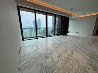 Mid Levels West - The Legacy Phase 1 Tower 2 05