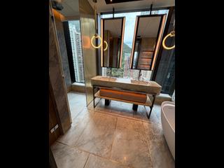 Mid Levels West - The Legacy Phase 1 Tower 2 08