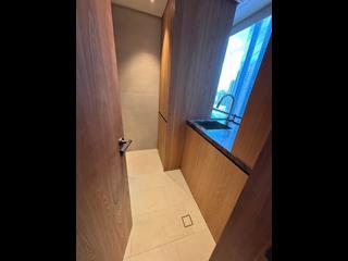 Mid Levels West - The Legacy Phase 1 Tower 2 11