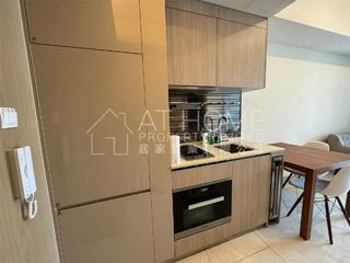 Sai Ying Pun - King's Hill 05
