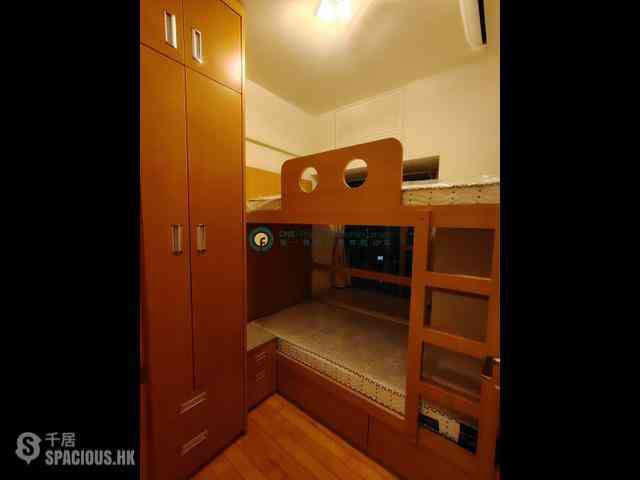 Wan Chai - The Zenith 05