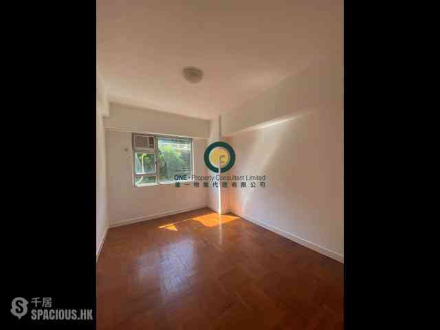 Mid Levels West - Realty Gardens 07