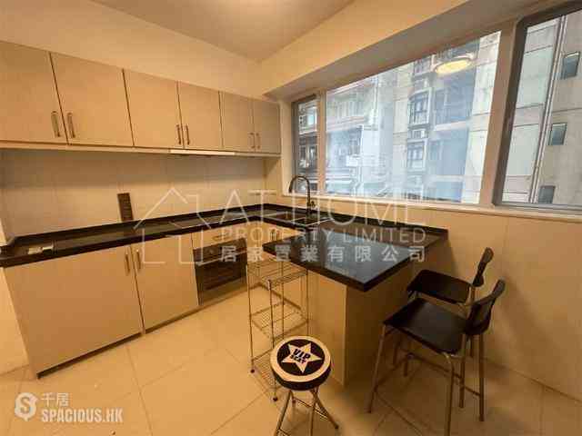 Sheung Wan - 109-111, Wing Lok Street 11
