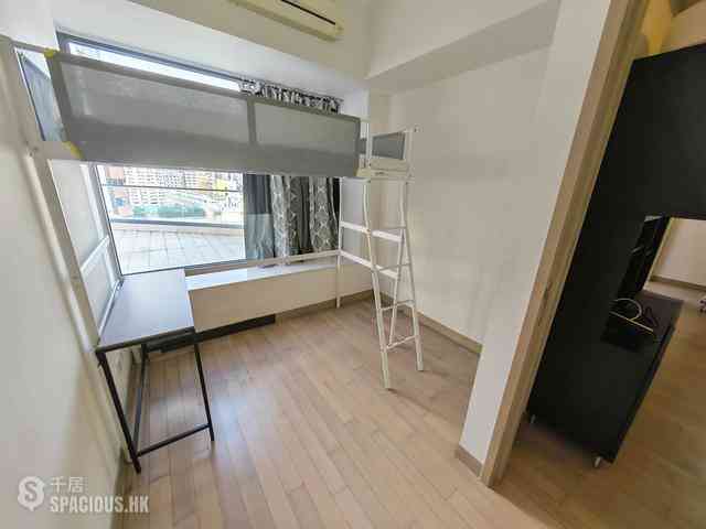 Wan Chai - The Oakhill 10