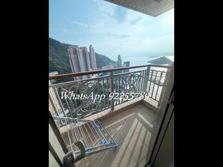 Kennedy Town - The Merton 03