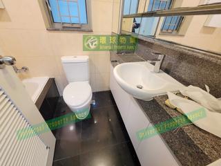 Kennedy Town - The Merton Tower 2 17