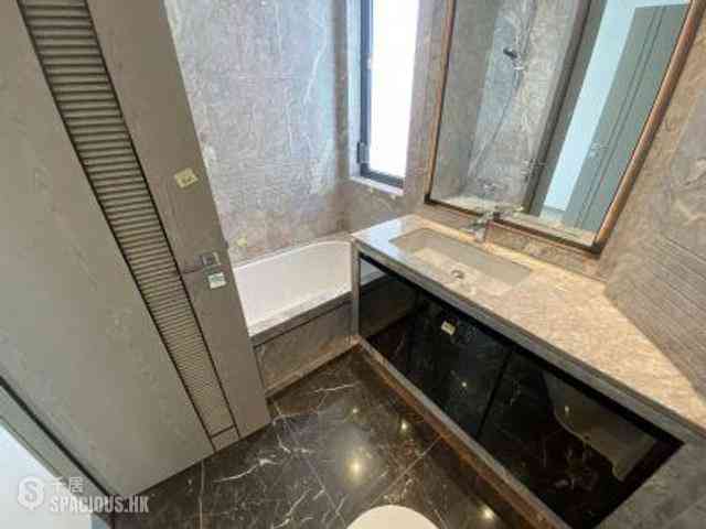 Wong Chuk Hang - The Southside Phase 3C Blue Coast II Tower 3 07