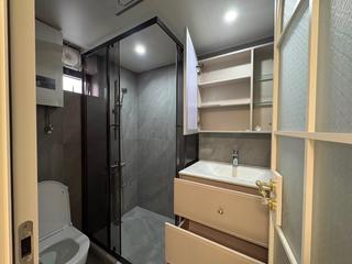 Mid Levels Central - Merry Court 11