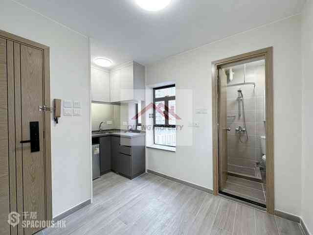 Soho - Yuppie Tel 01