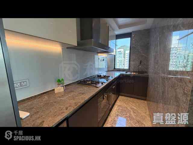Wong Chuk Hang - The Southside Phase 3B Blue Coast Tower 1B 03