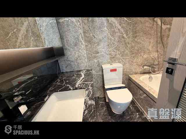 Wong Chuk Hang - The Southside Phase 3B Blue Coast Tower 1B 07
