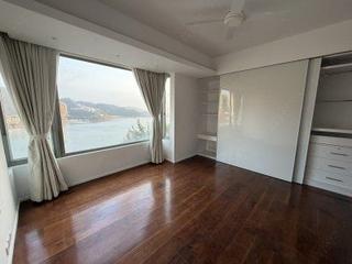 Repulse Bay - The Beachfront 04