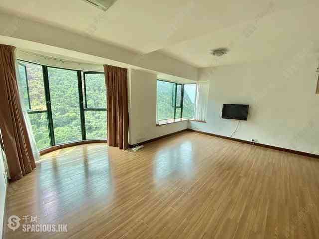 Mid Levels Central - Hillsborough Court 04