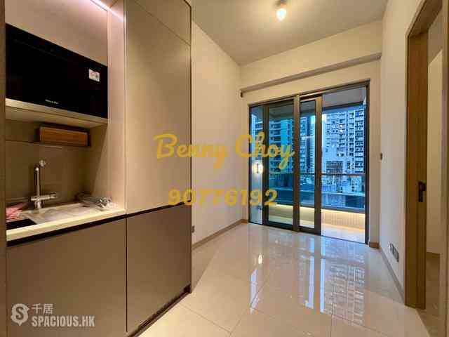 Sai Ying Pun - Upper Manor 01
