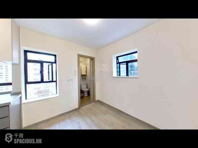 Soho - Yuppie Tel 07
