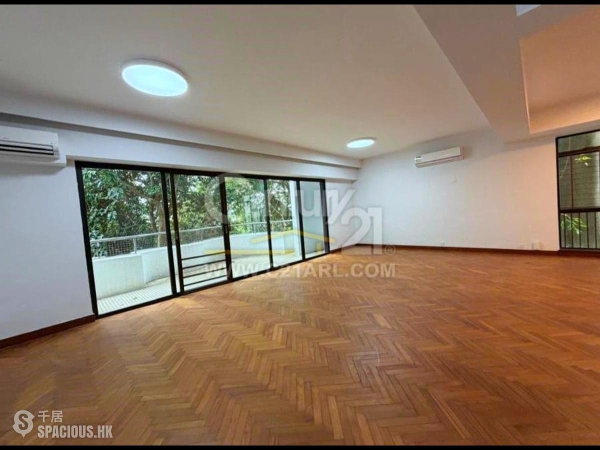 Pok Fu Lam - Pine Grove 01