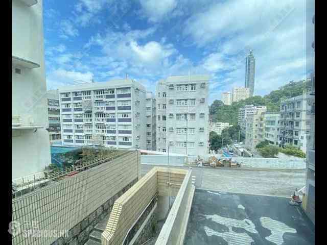 Happy Valley - Broom Garden 07