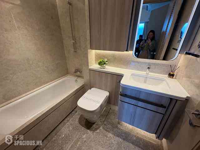 Wong Chuk Hang - The Southside Phase 4B 09