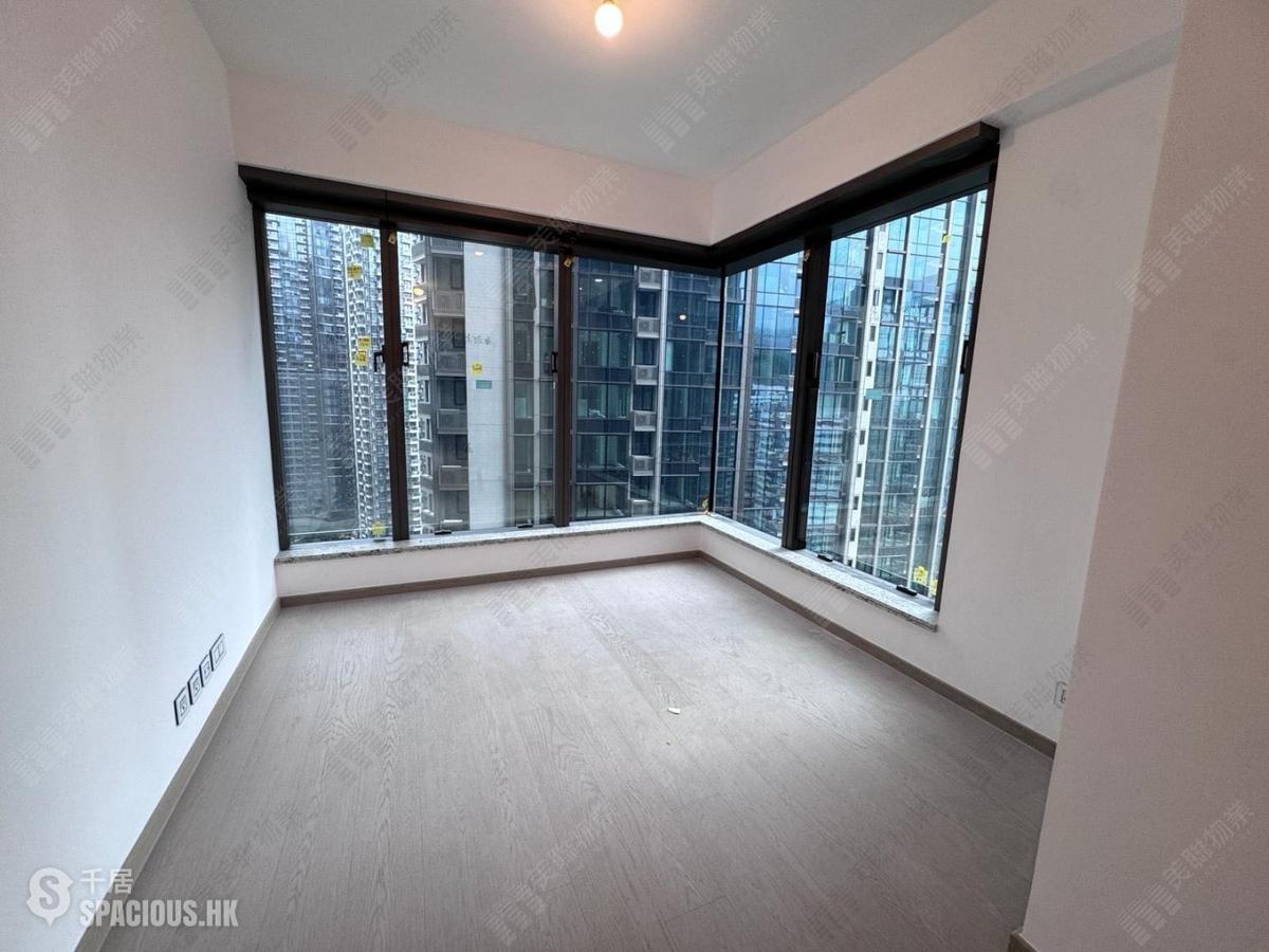 Wong Chuk Hang - The Southside Phase 3C Blue Coast II 01