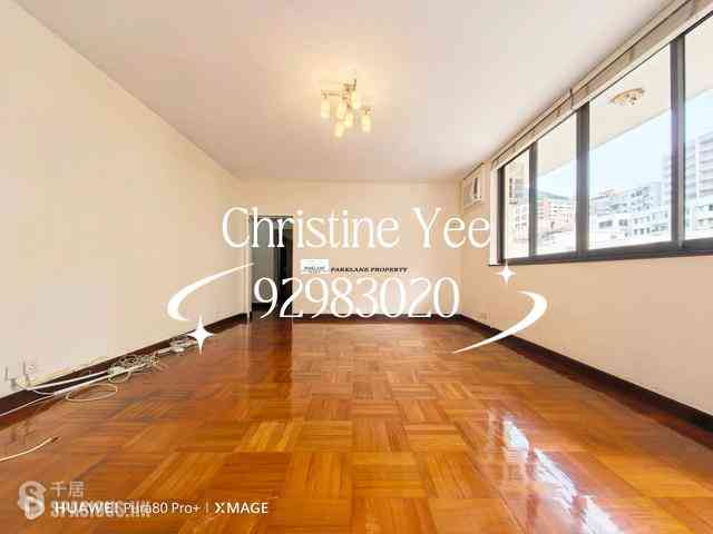 Happy Valley - Antonia House 04