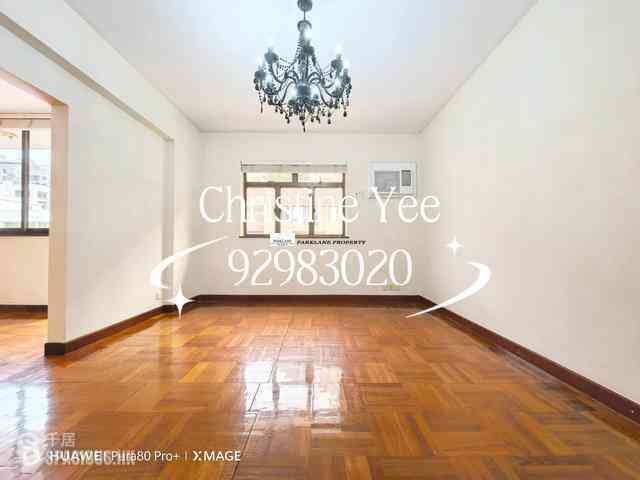 Happy Valley - Antonia House 05