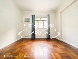 Happy Valley - Antonia House 10