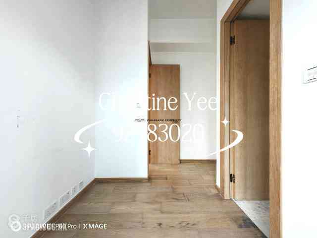 Wan Chai - The Gloucester 11