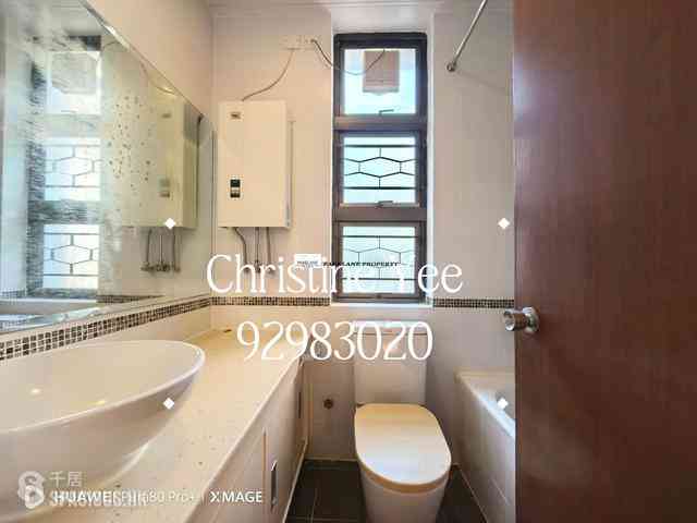 Stubbs Road - Taipan Court 09