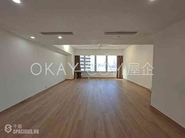 Wan Chai - Convention Plaza Apartments 03