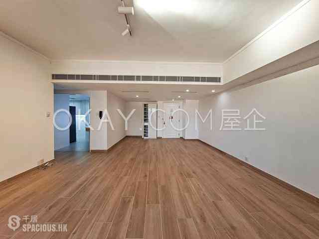Wan Chai - Convention Plaza Apartments 04