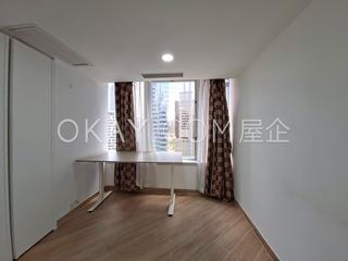 Wan Chai - Convention Plaza Apartments 09
