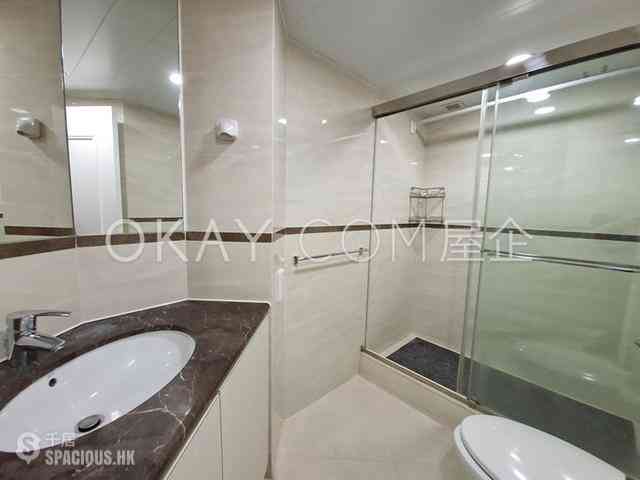 Wan Chai - Convention Plaza Apartments 10
