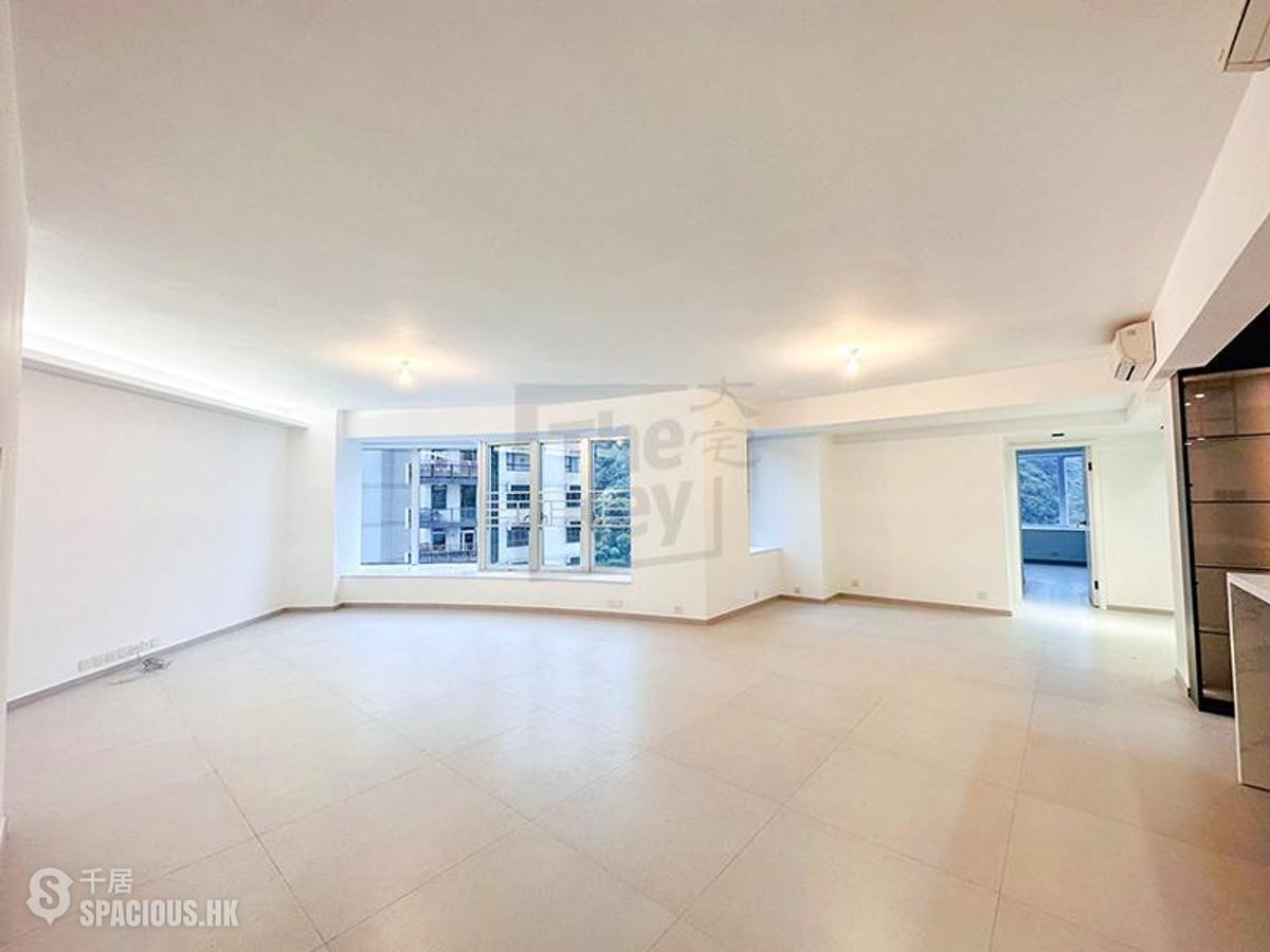 Mid Levels Central - Tregunter Tower 3 01