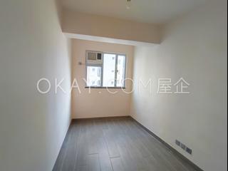 Mid Levels West - Bonanza Court 06