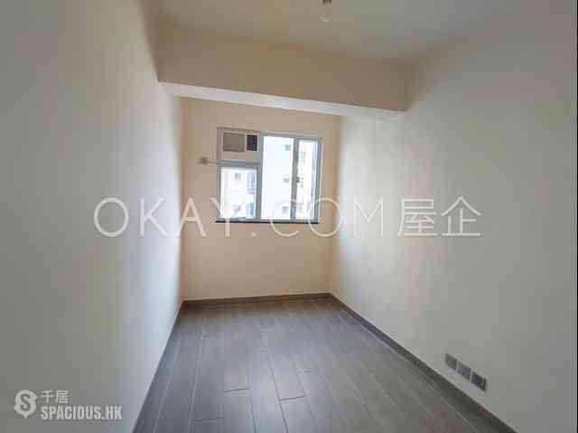 Mid Levels West - Bonanza Court 06