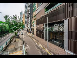 Wan Chai - The Gloucester 18
