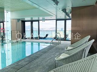 Wan Chai - The Gloucester 19