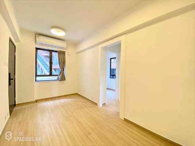 Mid Levels Central - Rich Court 01