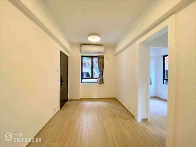 Mid Levels Central - Rich Court 06