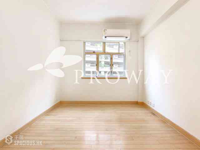 Mid Levels Central - 6B-6E, Bowen Road 05