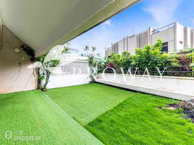 Pok Fu Lam - Bisney Villas 01