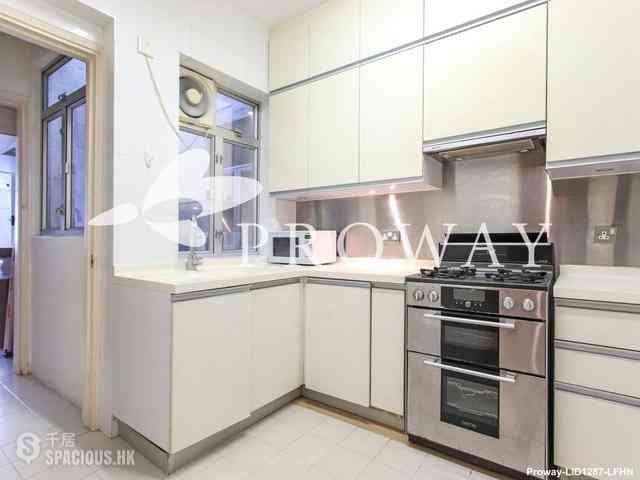Mid Levels Central - 6B-6E, Bowen Road 09